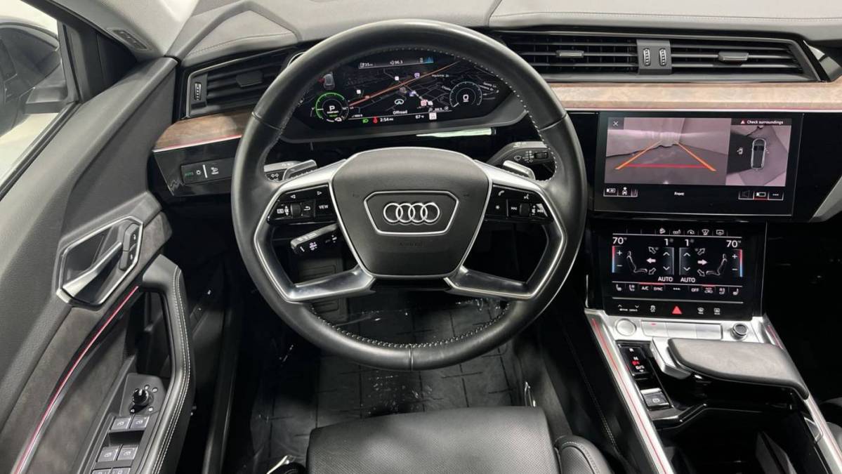 2019 Audi e-tron WA1VAAGE3KB023767