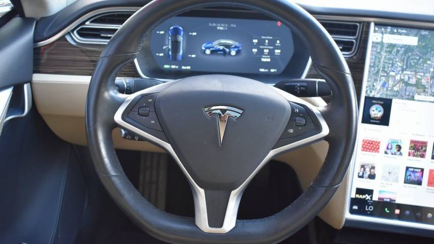 2015 Tesla Model S 5YJSA1S21FF096533