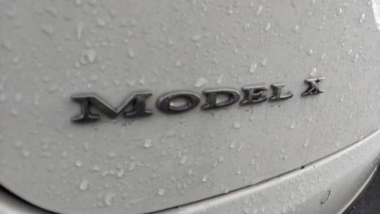 2016 Tesla Model X 5YJXCBE4XGF005165