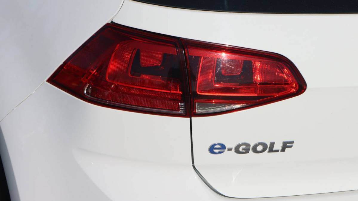 2015 Volkswagen e-Golf WVWPP7AU8FW907282