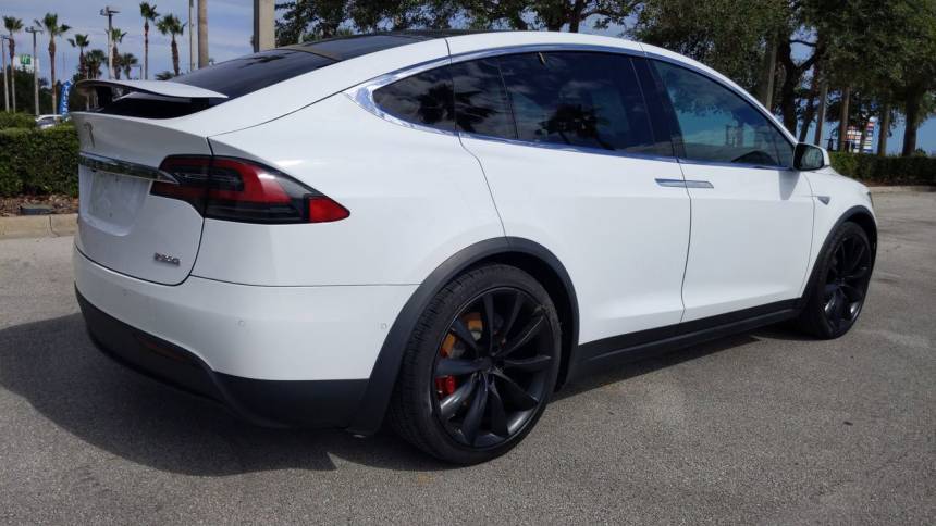 2016 Tesla Model X 5YJXCAE42GF000343