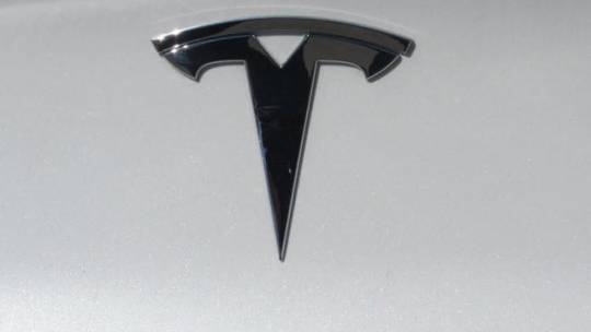2019 Tesla Model 3 5YJ3E1EAXKF401422