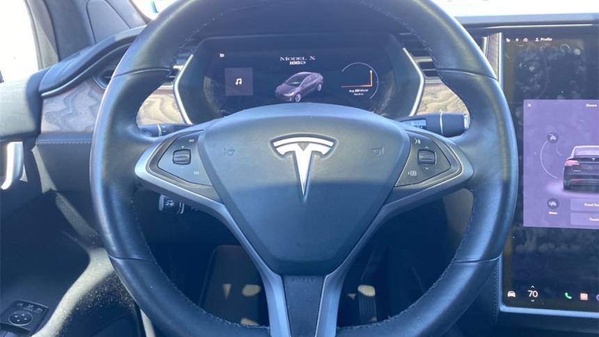 2019 Tesla Model X 5YJXCBE20KF152375