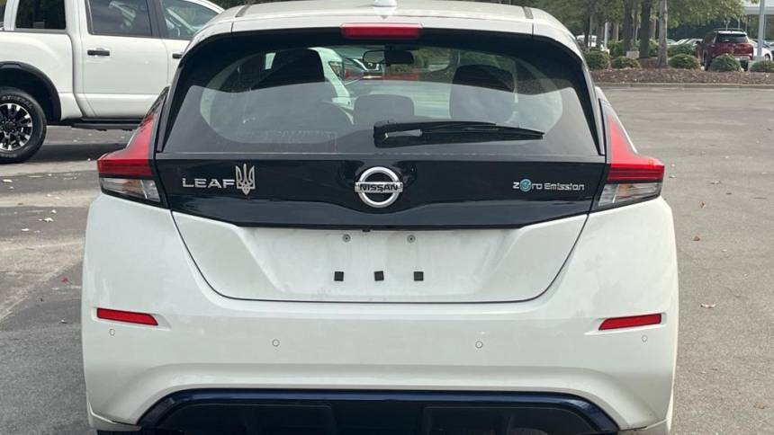 2022 Nissan LEAF 1N4AZ1BV0NC564090