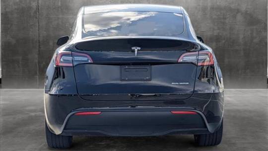 2021 Tesla Model Y 5YJYGDEE0MF071166