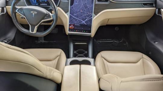 2015 Tesla Model S 5YJSA1E21FF111723
