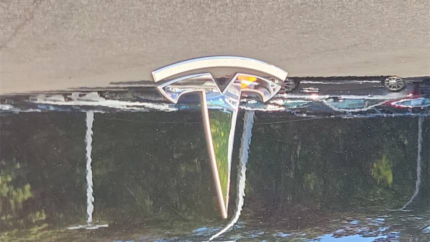 2018 Tesla Model 3 5YJ3E1EA9JF023558