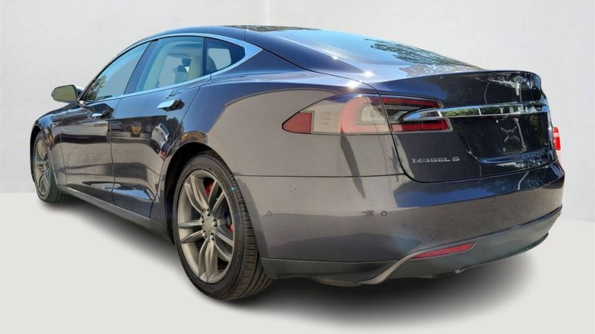 2015 Tesla Model S 5YJSA1H23FF098582