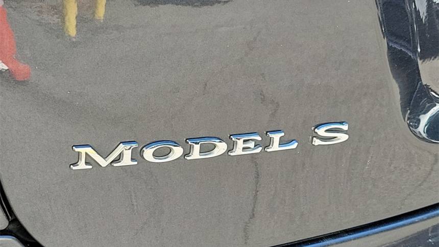 2015 Tesla Model S 5YJSA1H23FF098582