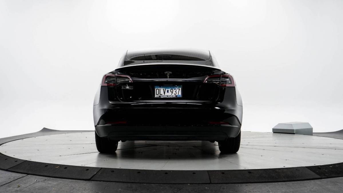 2019 Tesla Model 3 5YJ3E1EB2KF418059