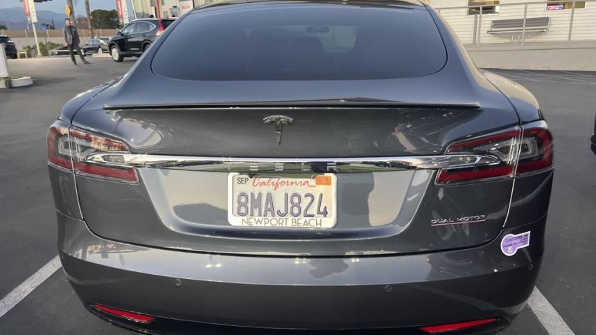 2019 Tesla Model S 5YJSA1E49KF343403