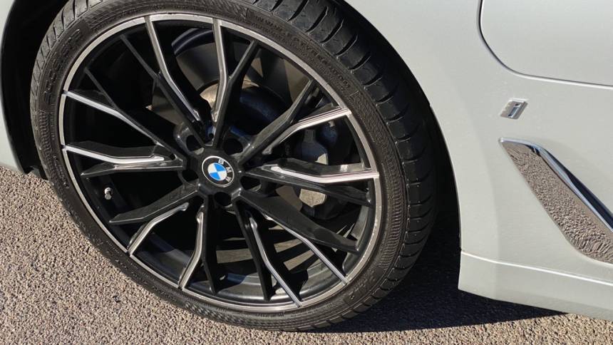 2018 BMW 5 Series WBAJA9C53JB033557