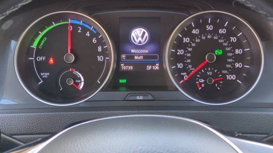 2019 Volkswagen e-Golf WVWKR7AU2KW910175