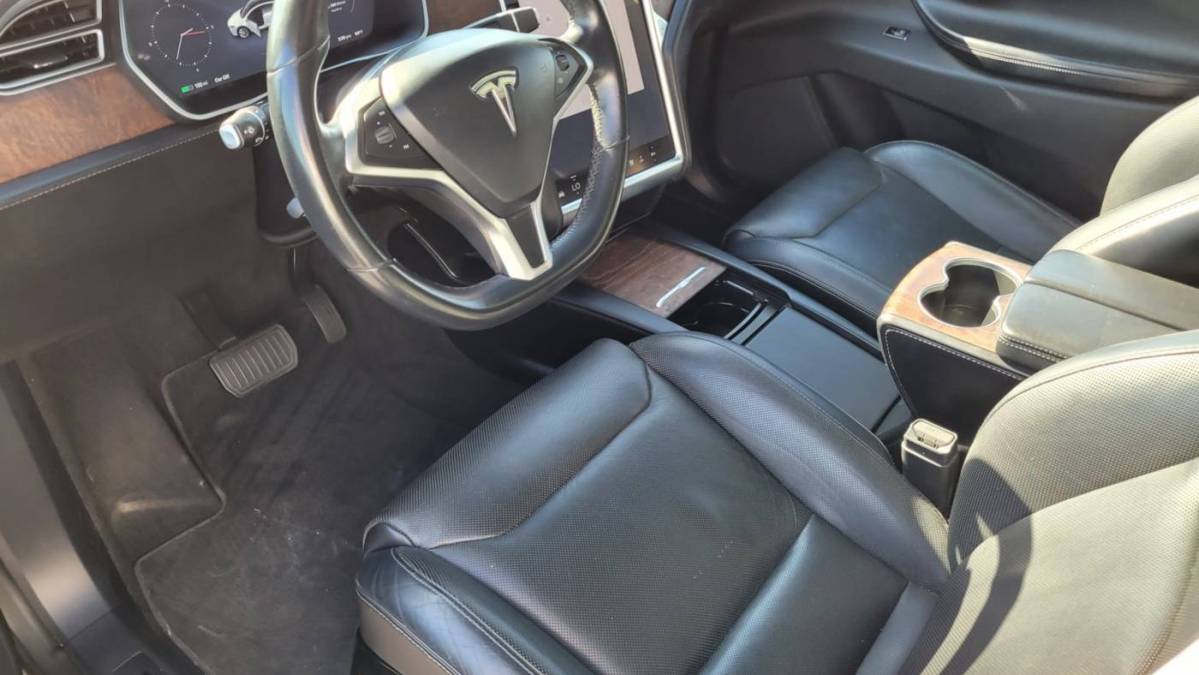 2016 Tesla Model X 5YJXCAE23GF006652