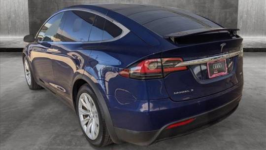 2018 Tesla Model X 5YJXCAE26JF093759