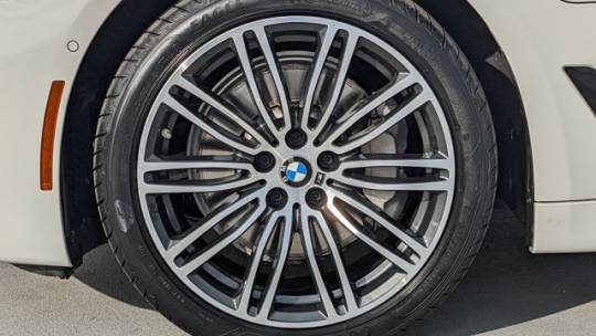 2019 BMW 5 Series WBAJA9C52KB399723