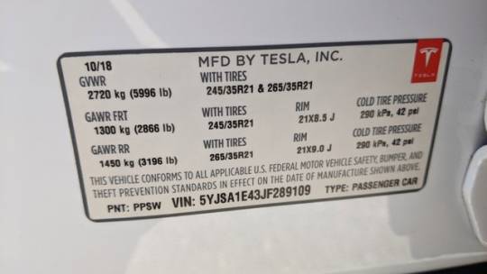 2018 Tesla Model S 5YJSA1E43JF289109
