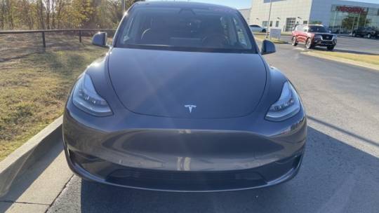 2021 Tesla Model Y 5YJYGDEE1MF074237