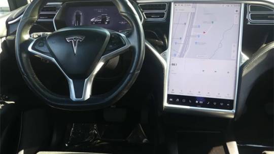 2017 Tesla Model X 5YJXCAE26HF076017
