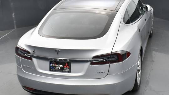 2018 Tesla Model S 5YJSA1E24JF270227