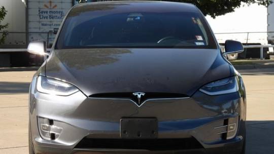 2017 Tesla Model X 5YJXCDE22HF076534