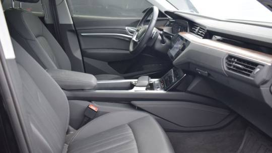 2020 Audi e-tron WA12ABGE6LB033025