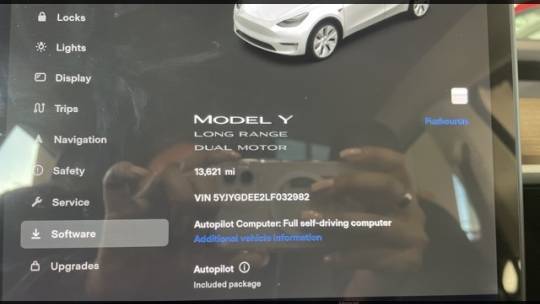 2020 Tesla Model Y 5YJYGDEE2LF032982