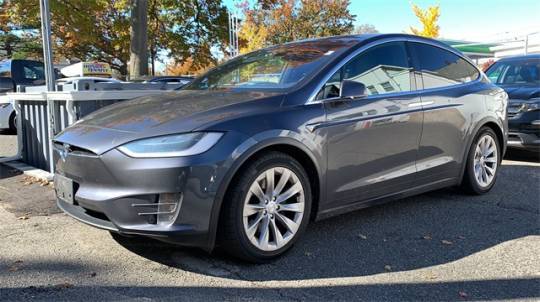 2017 Tesla Model X 5YJXCDE22HF053609