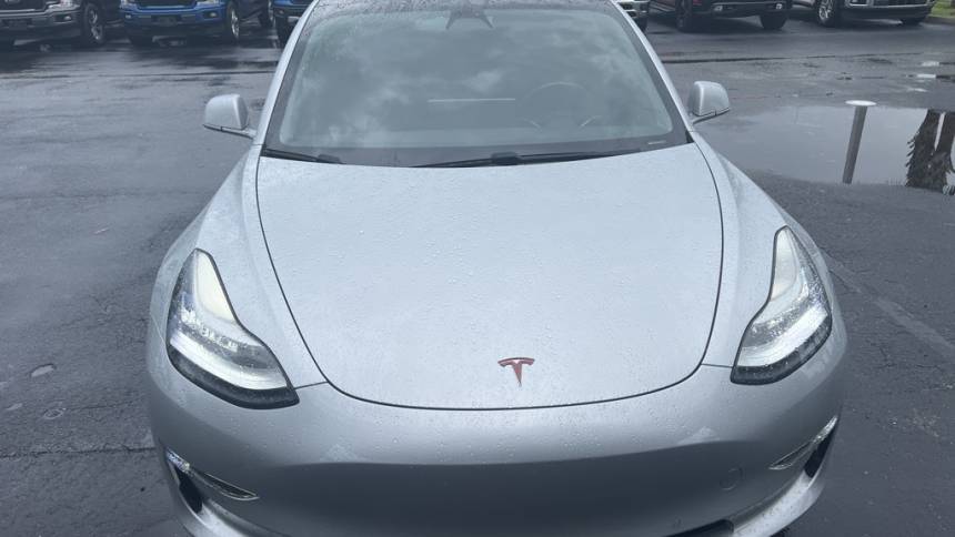 2018 Tesla Model 3 5YJ3E1EA0JF006115