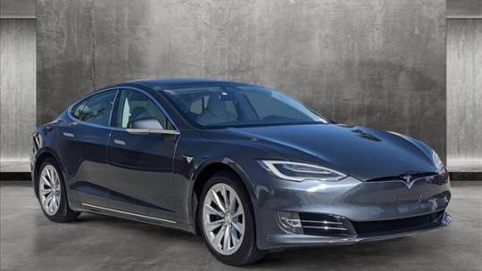 2019 Tesla Model S 5YJSA1E22KF302187