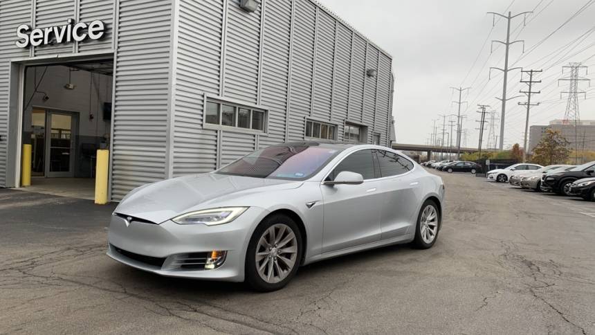 2017 Tesla Model S 5YJSA1E24HF213830