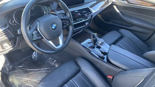 2019 BMW 5 Series WBAJA9C57KB392489