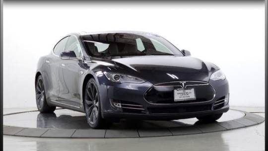 2016 Tesla Model S 5YJSA1E20GF132631