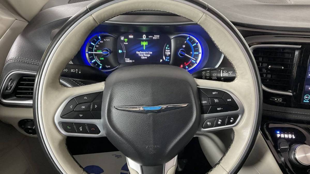 2018 Chrysler Pacifica Hybrid 2C4RC1N74JR229556
