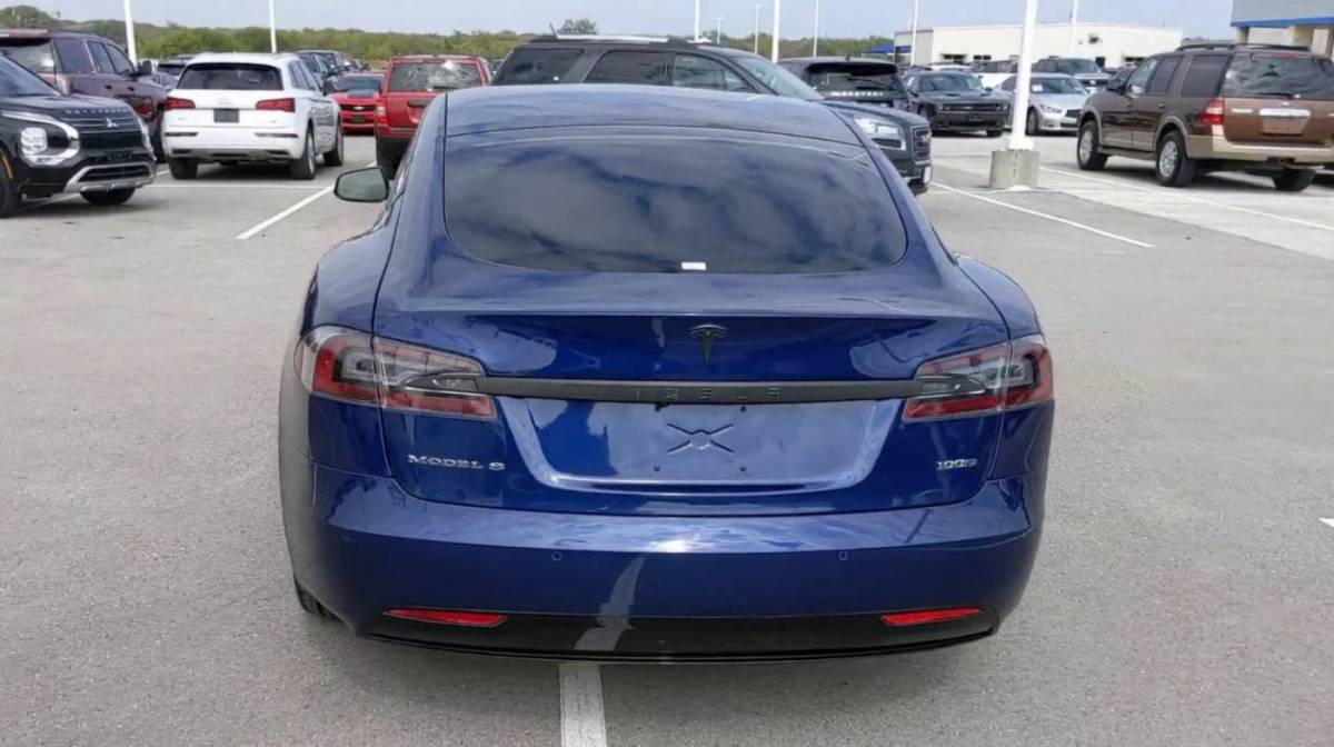 2018 Tesla Model S 5YJSA1E25JF293936