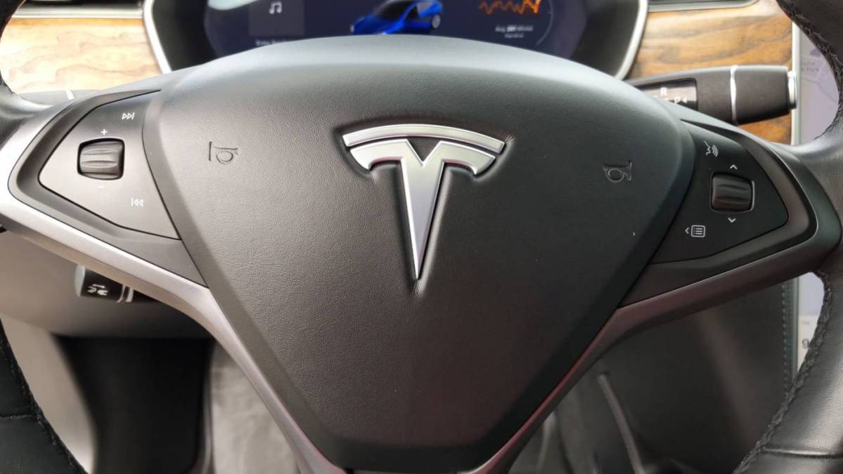 2018 Tesla Model S 5YJSA1E25JF293936