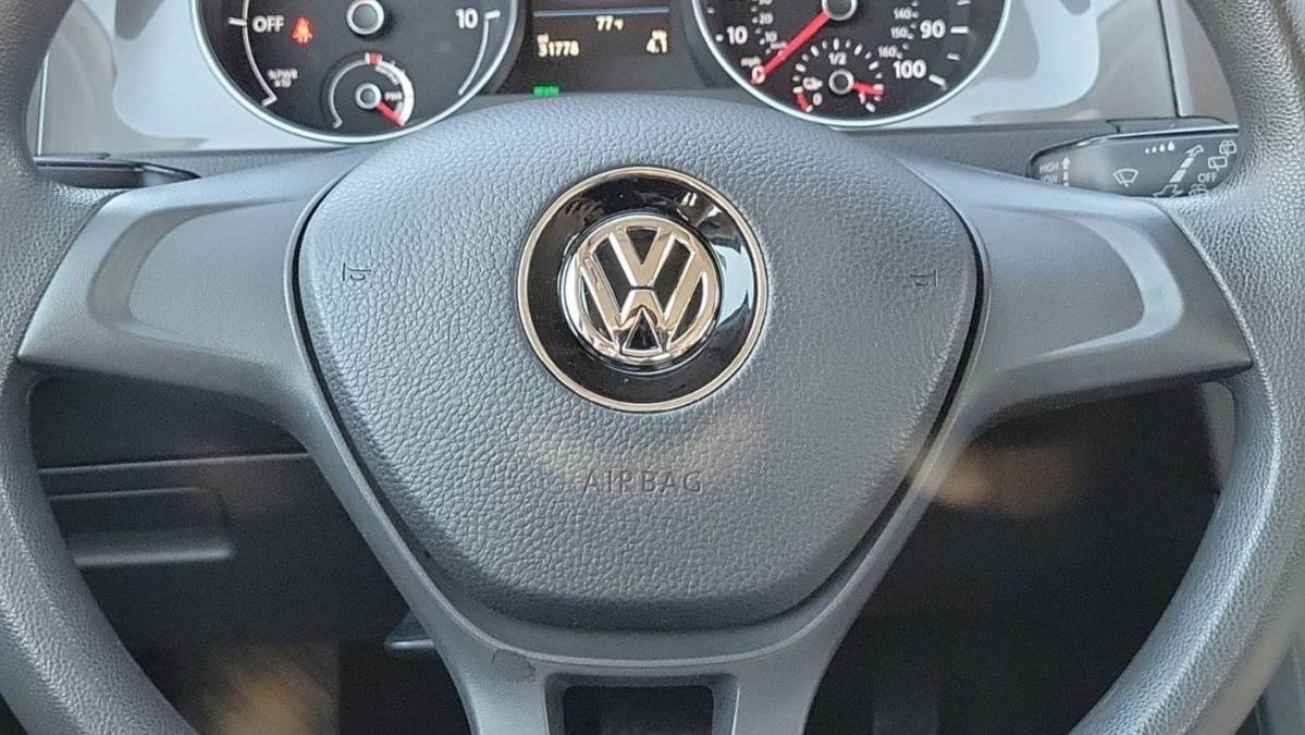 2016 Volkswagen e-Golf WVWKP7AUXGW915167