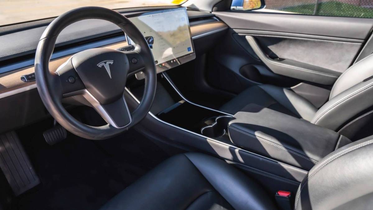 2019 Tesla Model 3 5YJ3E1EB5KF365020