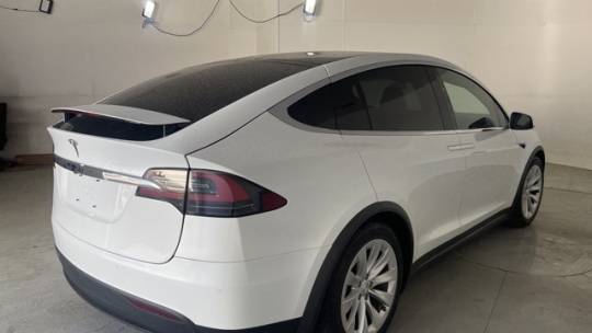 2017 Tesla Model X 5YJXCBE26HF066268
