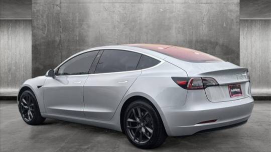 2018 Tesla Model 3 5YJ3E1EA5JF004070
