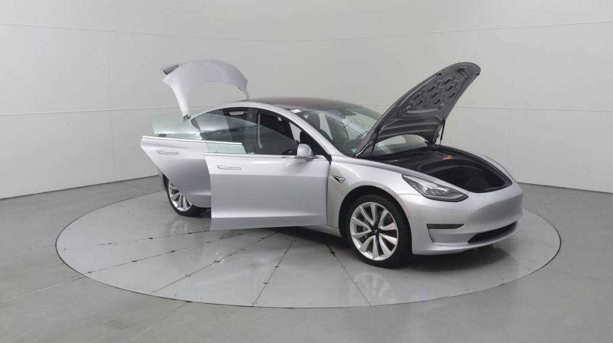 2018 Tesla Model 3 5YJ3E1EA4JF015318