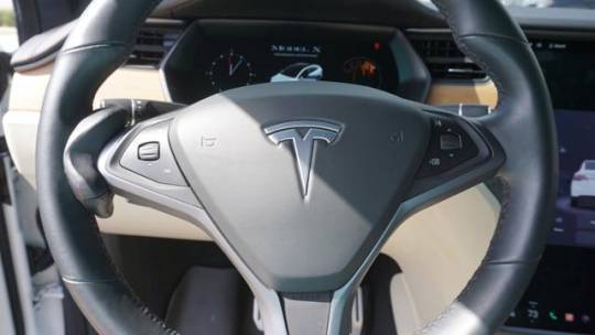 2020 Tesla Model X 5YJXCBE42LF297601