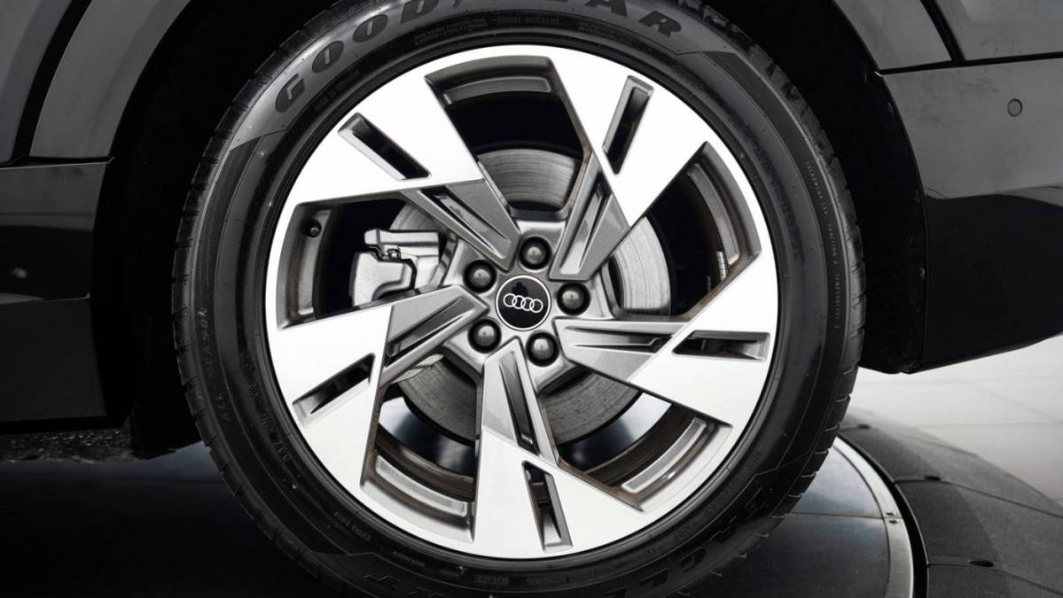 2021 Audi e-tron WA1LAAGE2MB017873