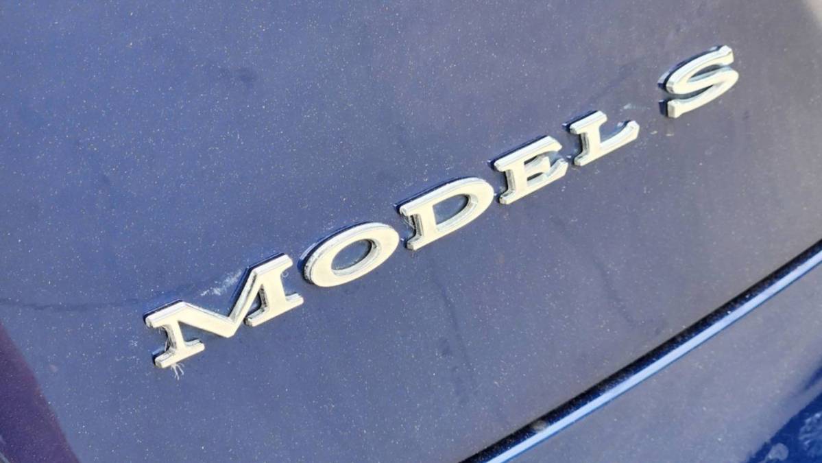 2017 Tesla Model S 5YJSA1E24HF200429