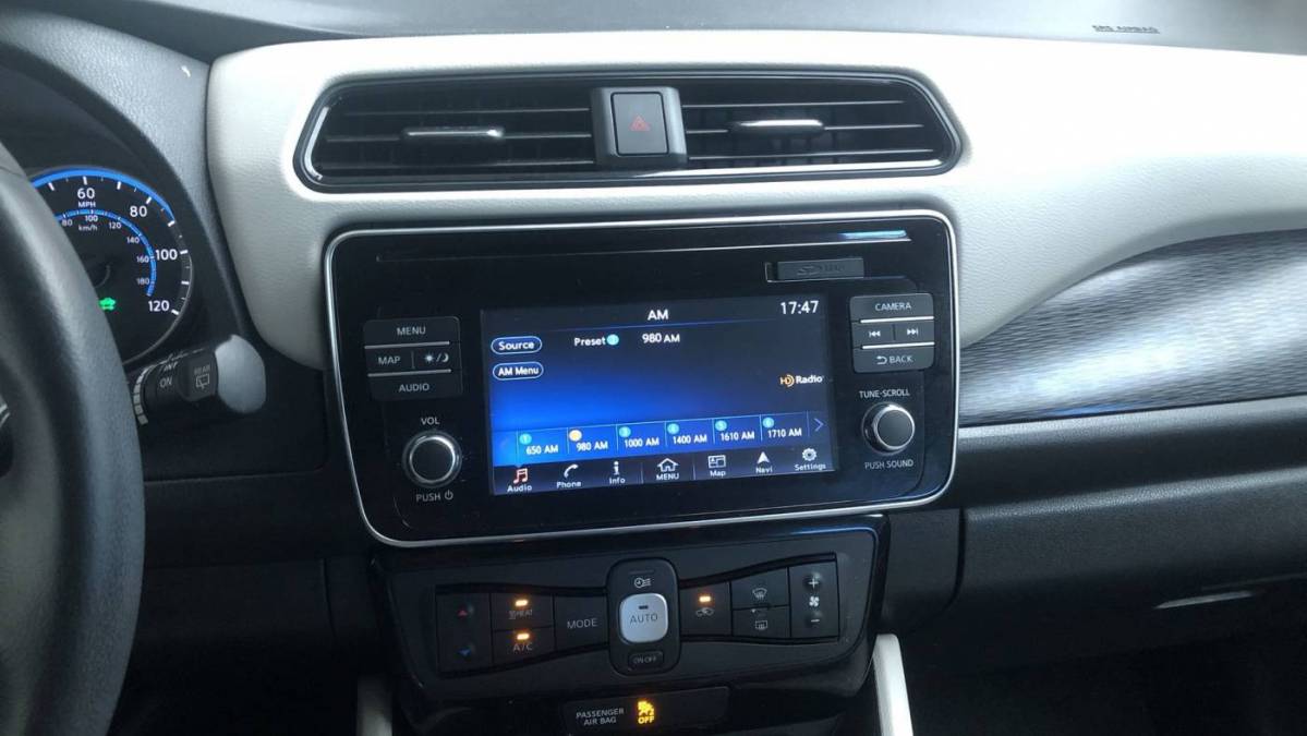 2018 Nissan LEAF 1N4AZ1CP5JC306383