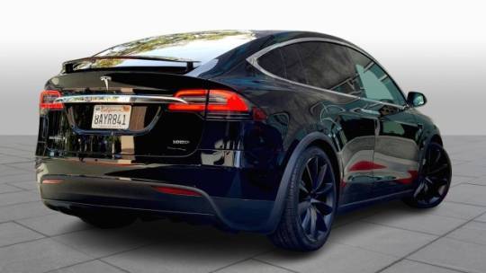 2017 Tesla Model X 5YJXCBE21HF067067