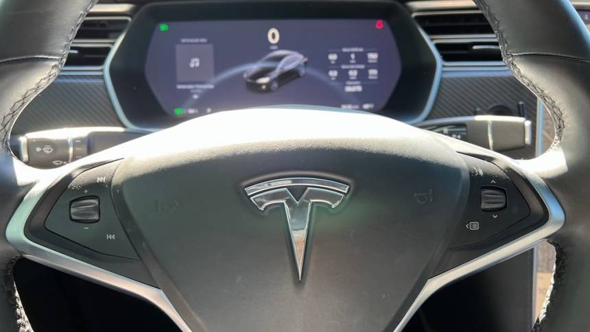 2018 Tesla Model X 5YJXCBE28JF091680
