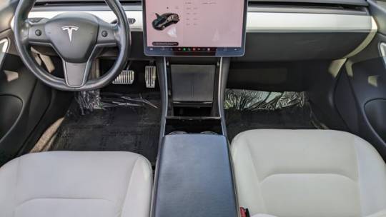 2018 Tesla Model 3 5YJ3E1EB3JF100305