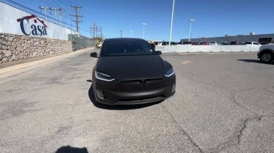 2017 Tesla Model X 5YJXCDE21HF066092