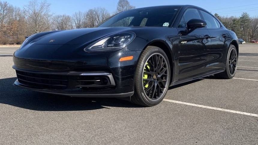 2019 Porsche Panamera WP0AE2A73KL123659